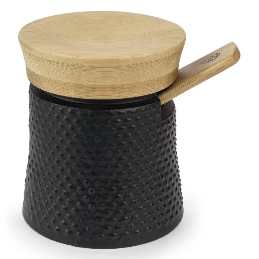 BALI CAST IRON Zestaw młynków + podstawka / PEUGEOT