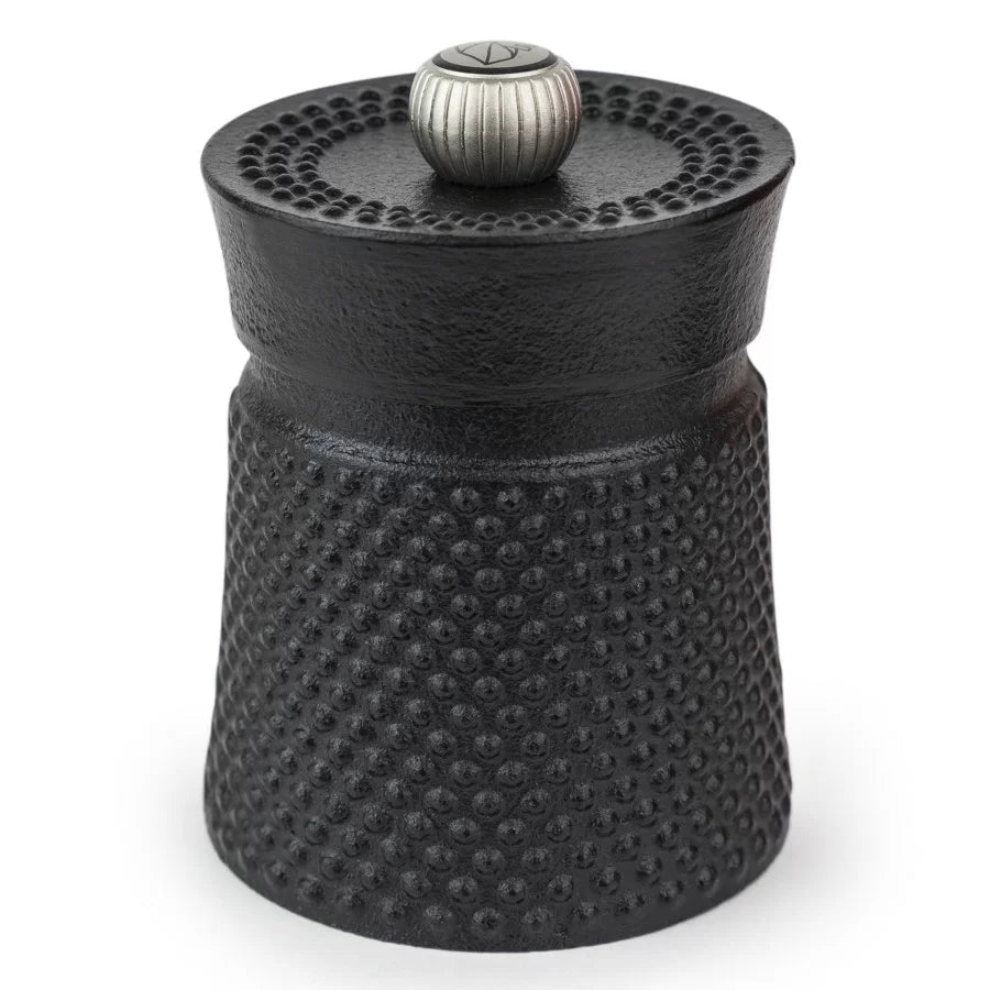 BALI CAST IRON Zestaw młynków + podstawka / PEUGEOT
