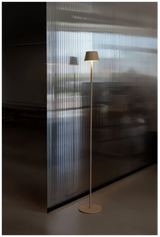 VERLO Lampa podłogowa TALI 123 cm piaskowa
